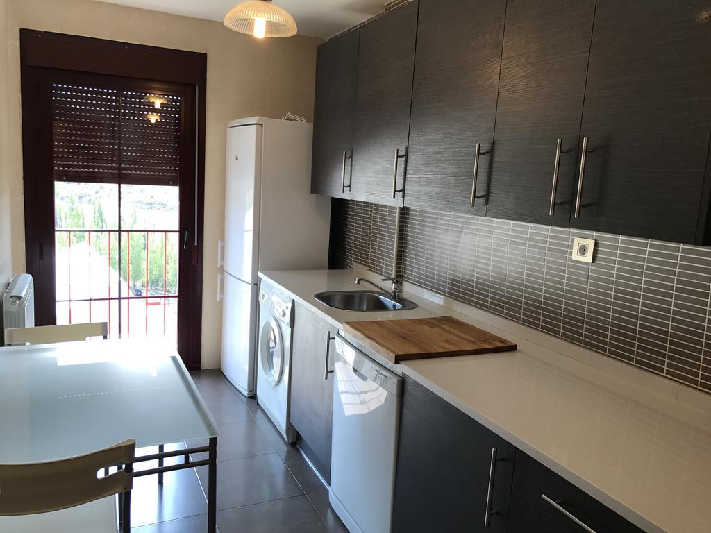 Apartamento Balcon De Jaca I מראה חיצוני תמונה