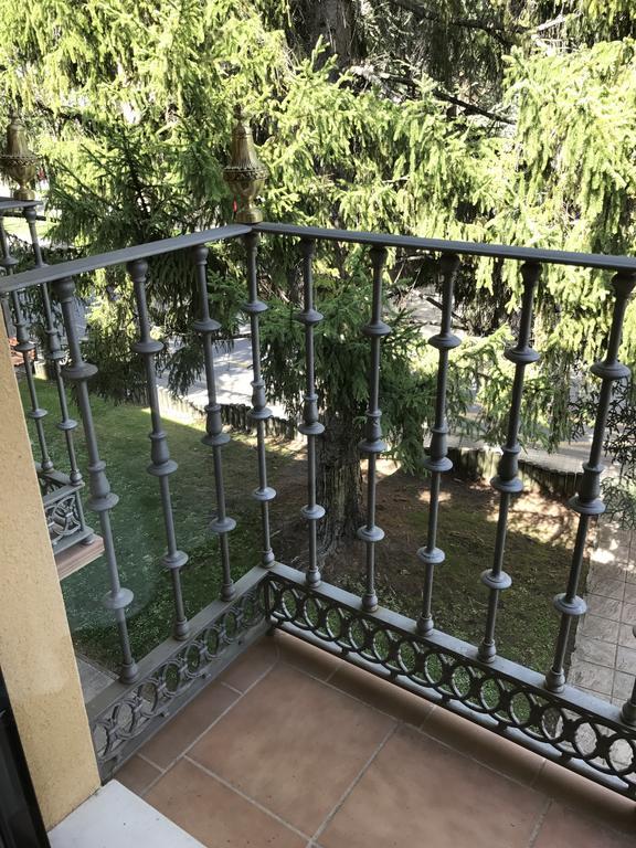 Apartamento Balcon De Jaca I מראה חיצוני תמונה